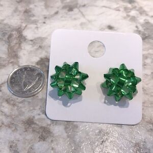 3/30$ New Christmas green bows earrings